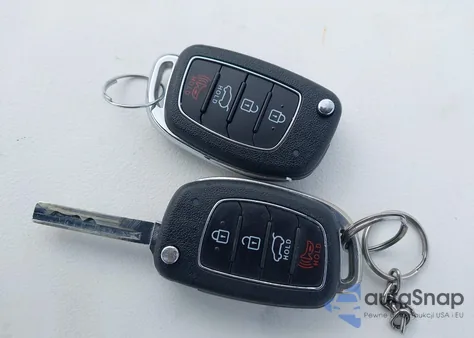 2018 Hyundai Santa Fe Sport 2.4L from USA, damaged, VIN 5XYZTDLB3JG513290